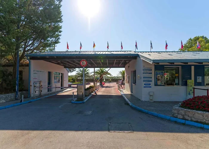 Mobilehomes In 41949 Holiday park *