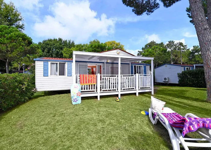 Mobilehomes In 41949 *